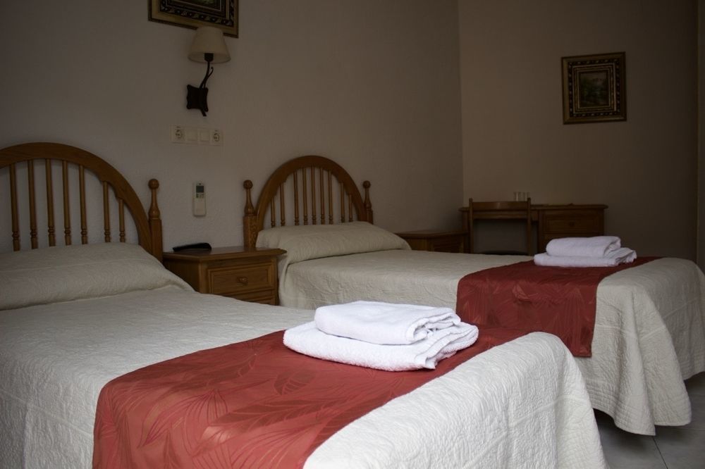 Pension Venecia Пинто Екстериор снимка